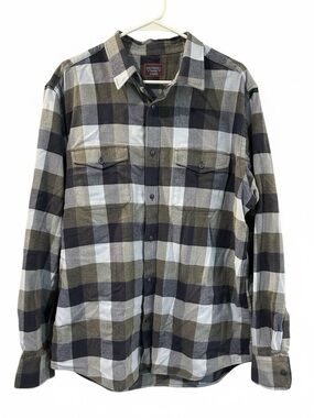 UNTUCKit Navy, Gray & Red Logo Patch Shirt